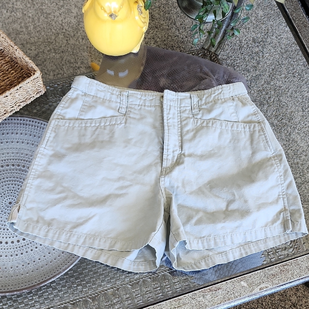 Columbia  Women's Light Tan Shorts